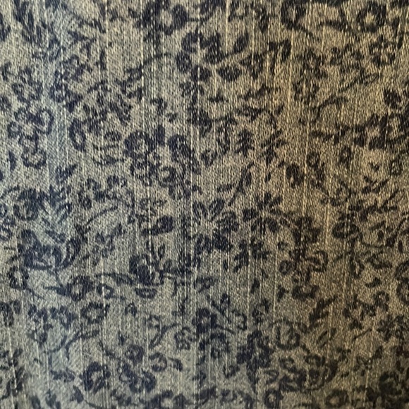 Zipcode By Ricky Singh Shirt SZ L Slim Fit Denim Blue with Floral Design Button - Picture 8 of 11